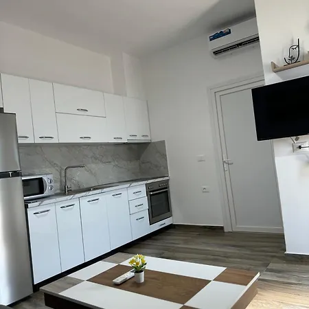 Appartamento Vata 2 Kamez